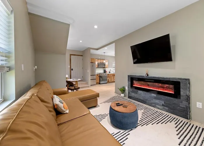 Modern Home &Cozy
